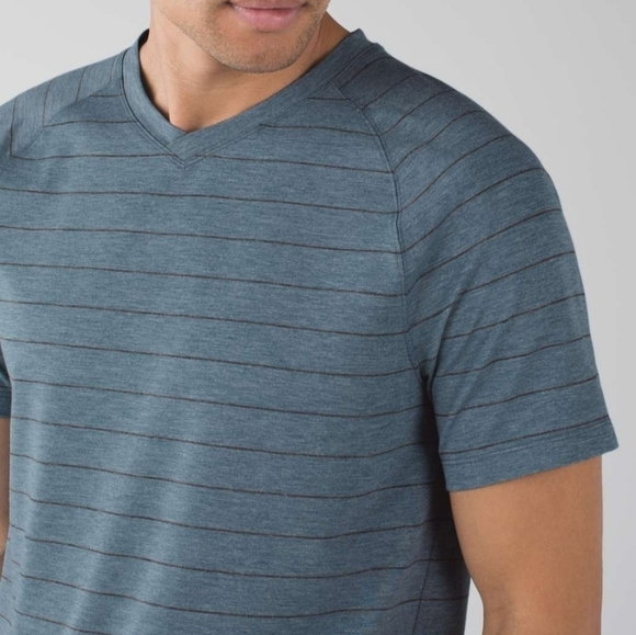 Lululemon Switchback Short Sleeve V-Lookout Stripe Heathered Hawk Blue - Picture 3 of 12